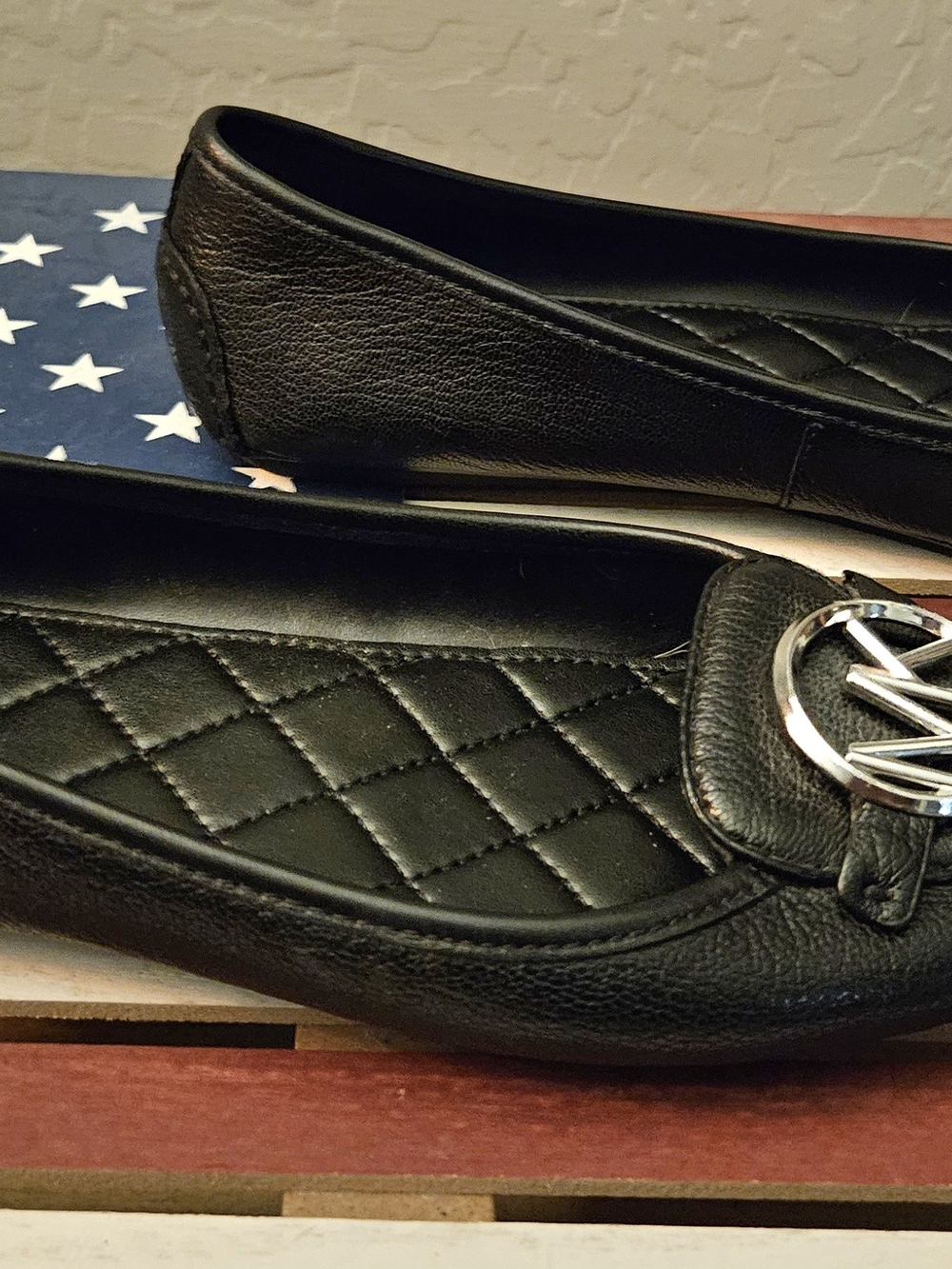 Michael Kors Black MK Logo Quilted Flats - Picture 2 of 5